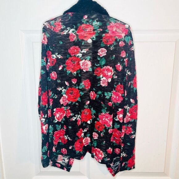 Self Esteem Girls Floral Shawl Cardigan Sweater Black Faux Fur Collar Red M - Picture 6 of 10